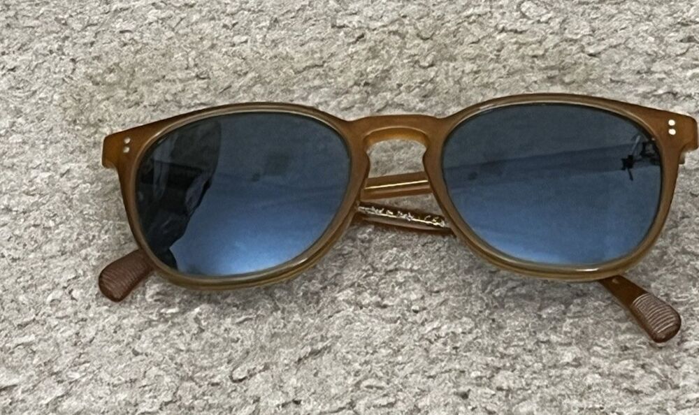 Oliver People Finley Sunglasses Brown Blue Tint Round Shape Summer Vacation